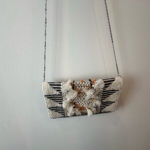 Stylish Woven Shoulder Bag - Cream and Black